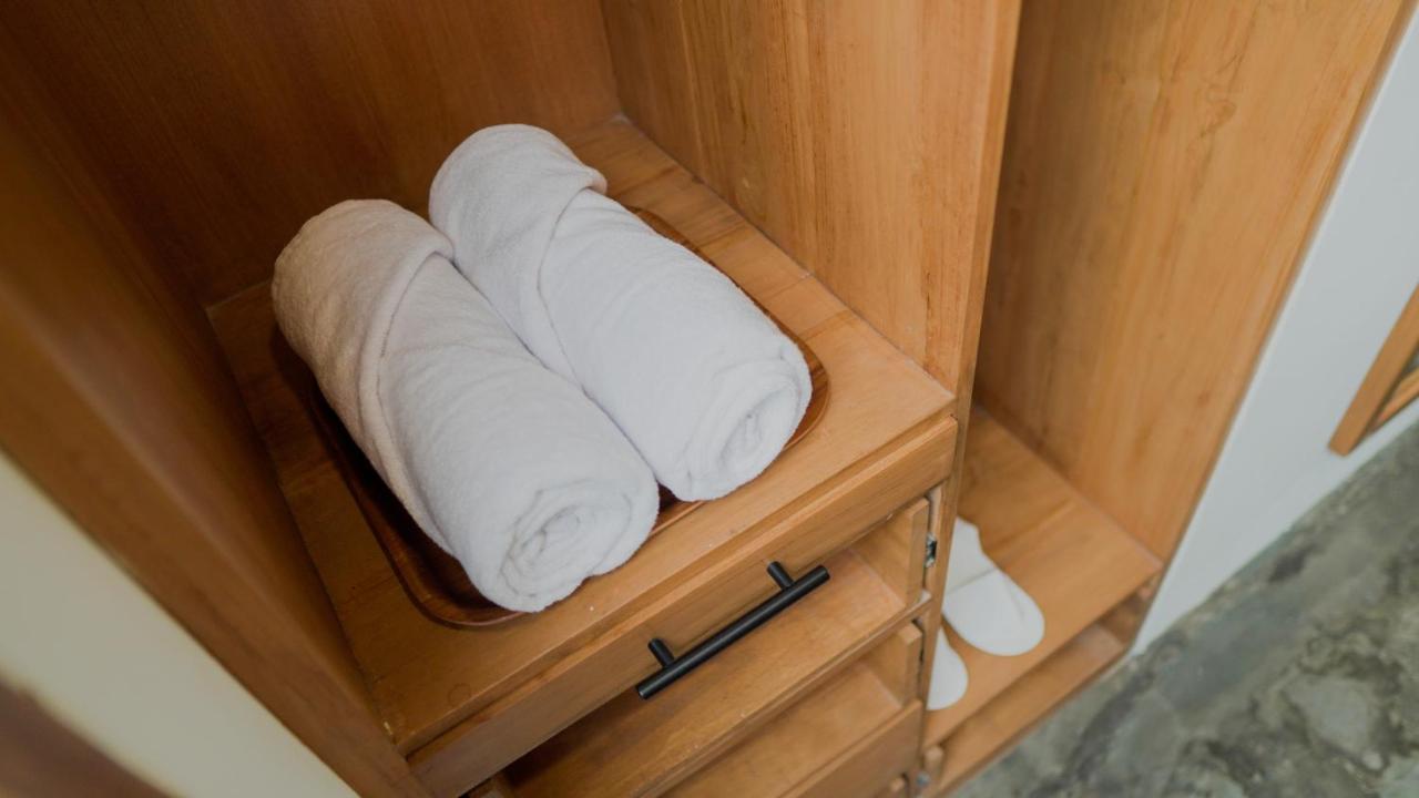 Smedi Coliving Hotel Yogyakarta Luaran gambar