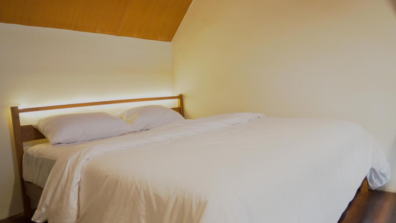 Smedi Coliving Hotel Yogyakarta Luaran gambar