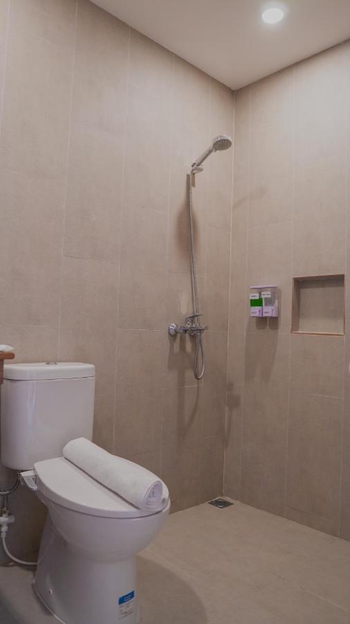 Smedi Coliving Hotel Yogyakarta Luaran gambar
