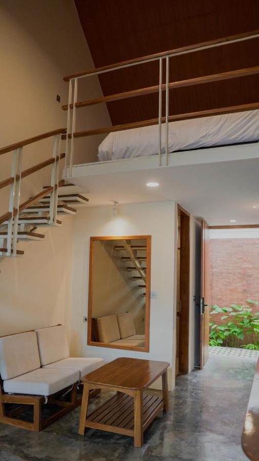 Smedi Coliving Hotel Yogyakarta Luaran gambar