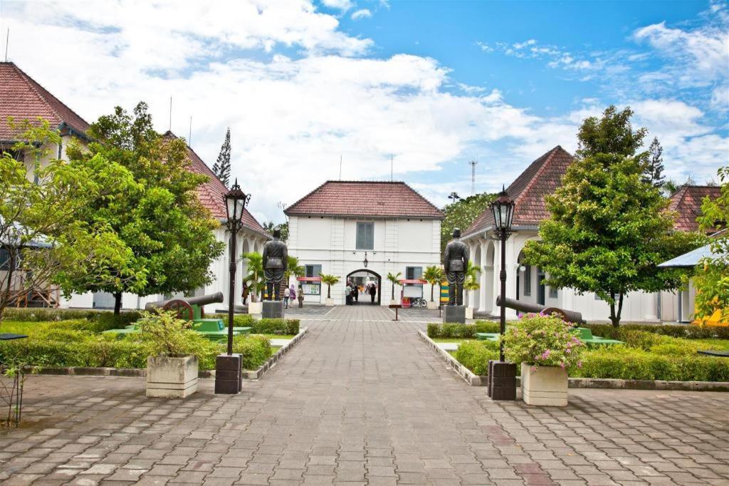 Smedi Coliving Hotel Yogyakarta Luaran gambar